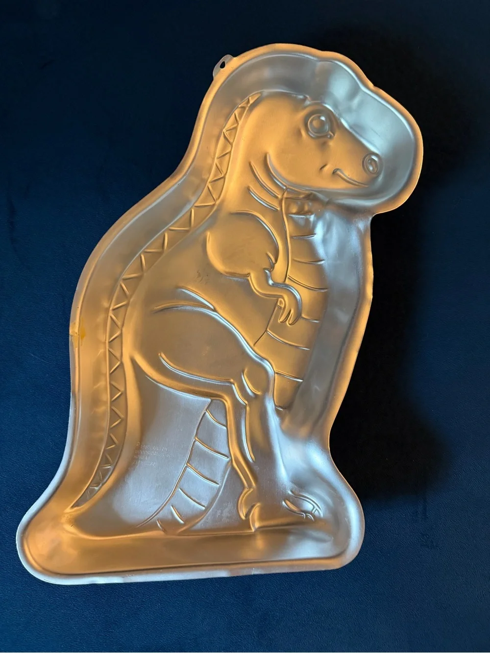 Vintage Wilton Dinosaur Cake Pan